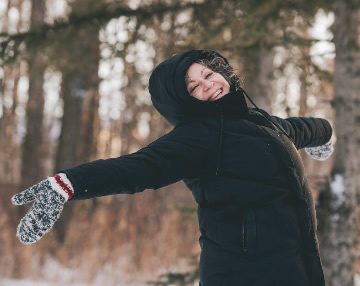 Sue Kruszewski (B.Ed., C-IAYT, RYT200)